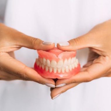 Акрилові зубні протези