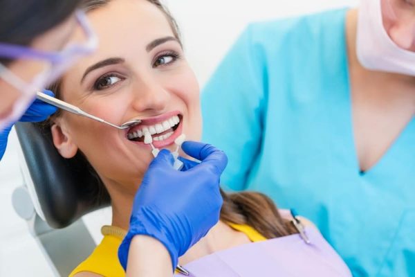 Процес протезування зубів на імплантах All on 4